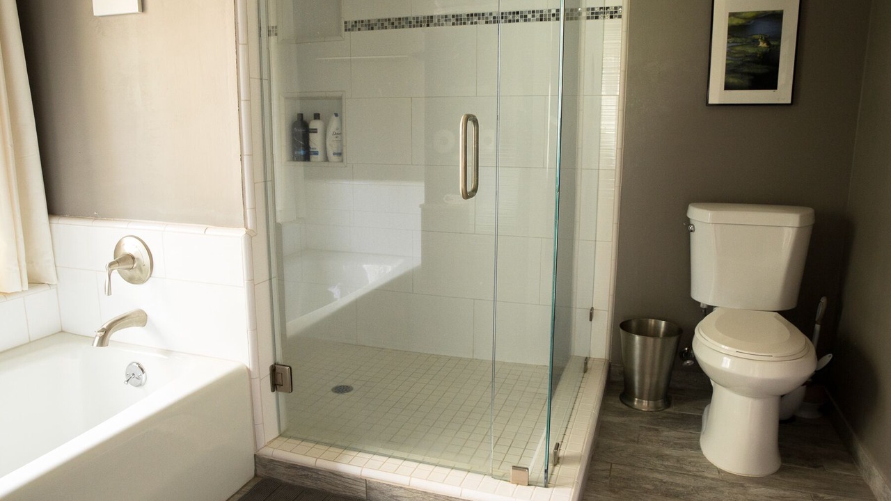 Photo of Bathroom in Lotus