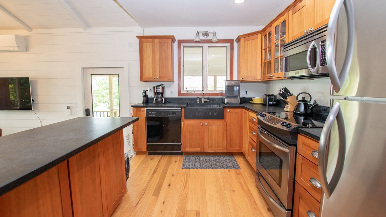 Photo of Kitchen in Lansing