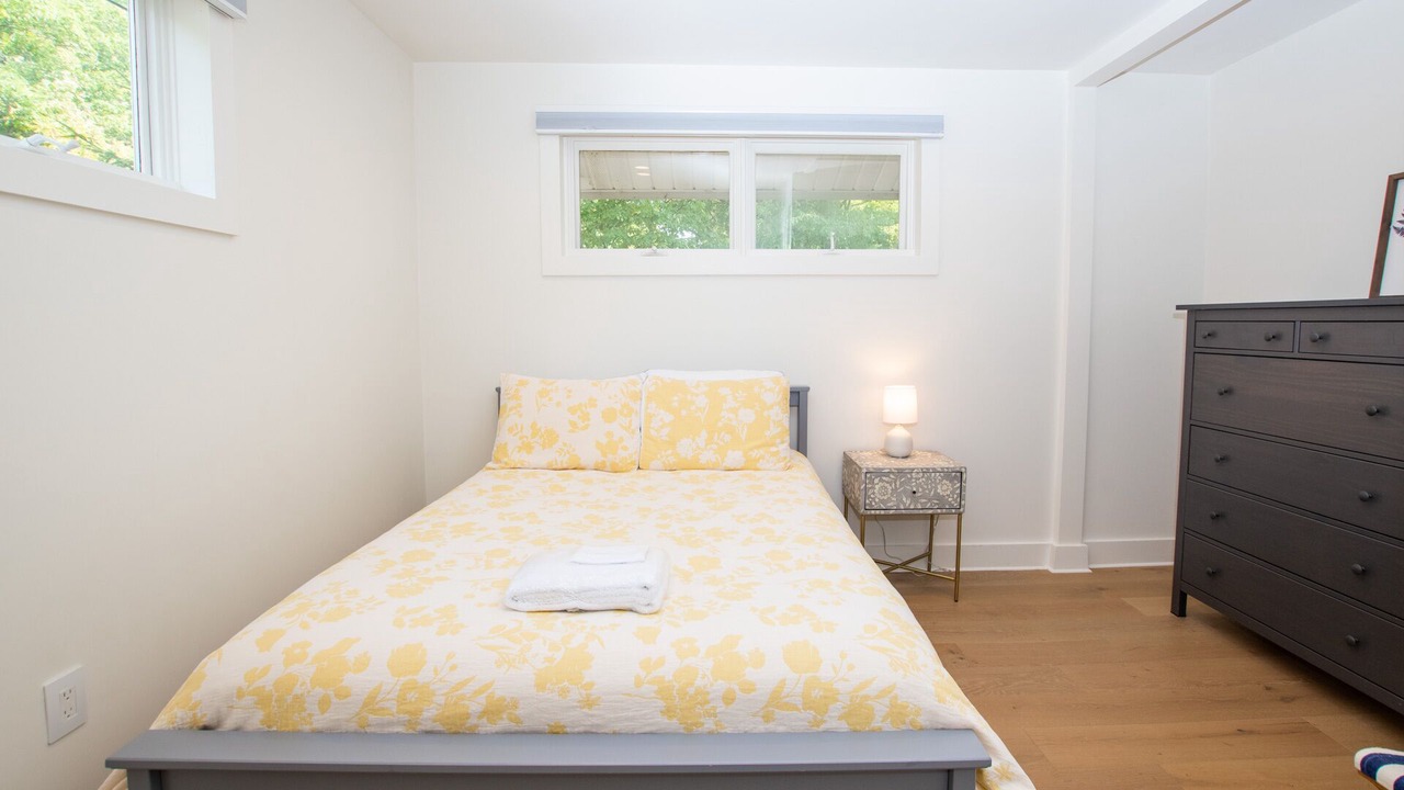 Photo of Bedroom in Lansing