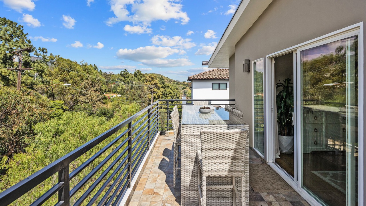 Photo of Outdoor in Hollywood Hills