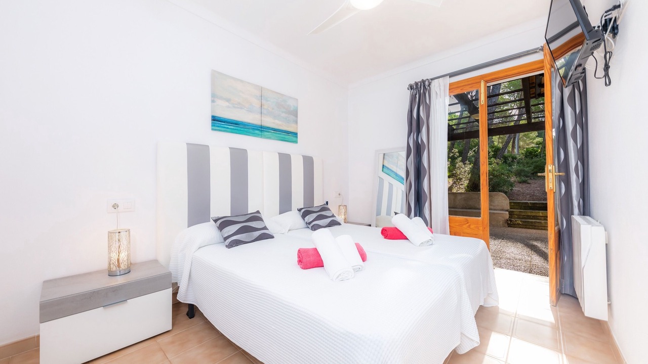 Photo of Bedroom in Cala Gat