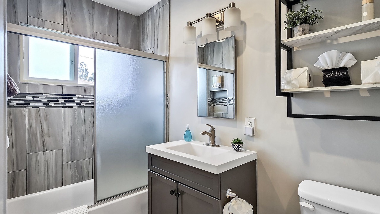 Photo of Bathroom in Washington Culver