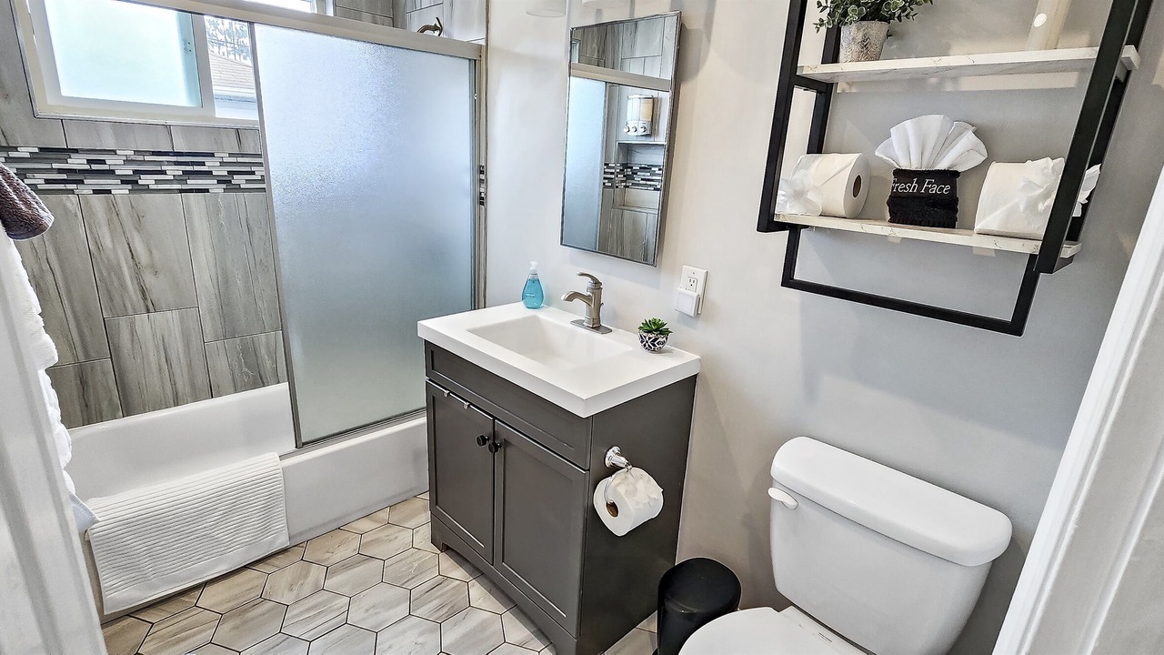 Photo of Bathroom in Washington Culver