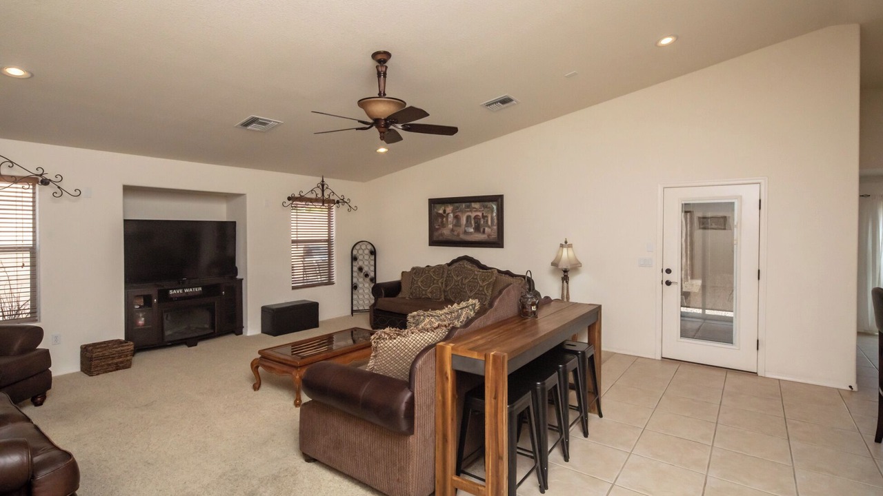 Photo of Livingroom in Sunridge Estates