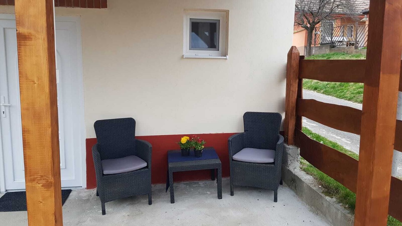 Photo of Patio Balcony in Bar