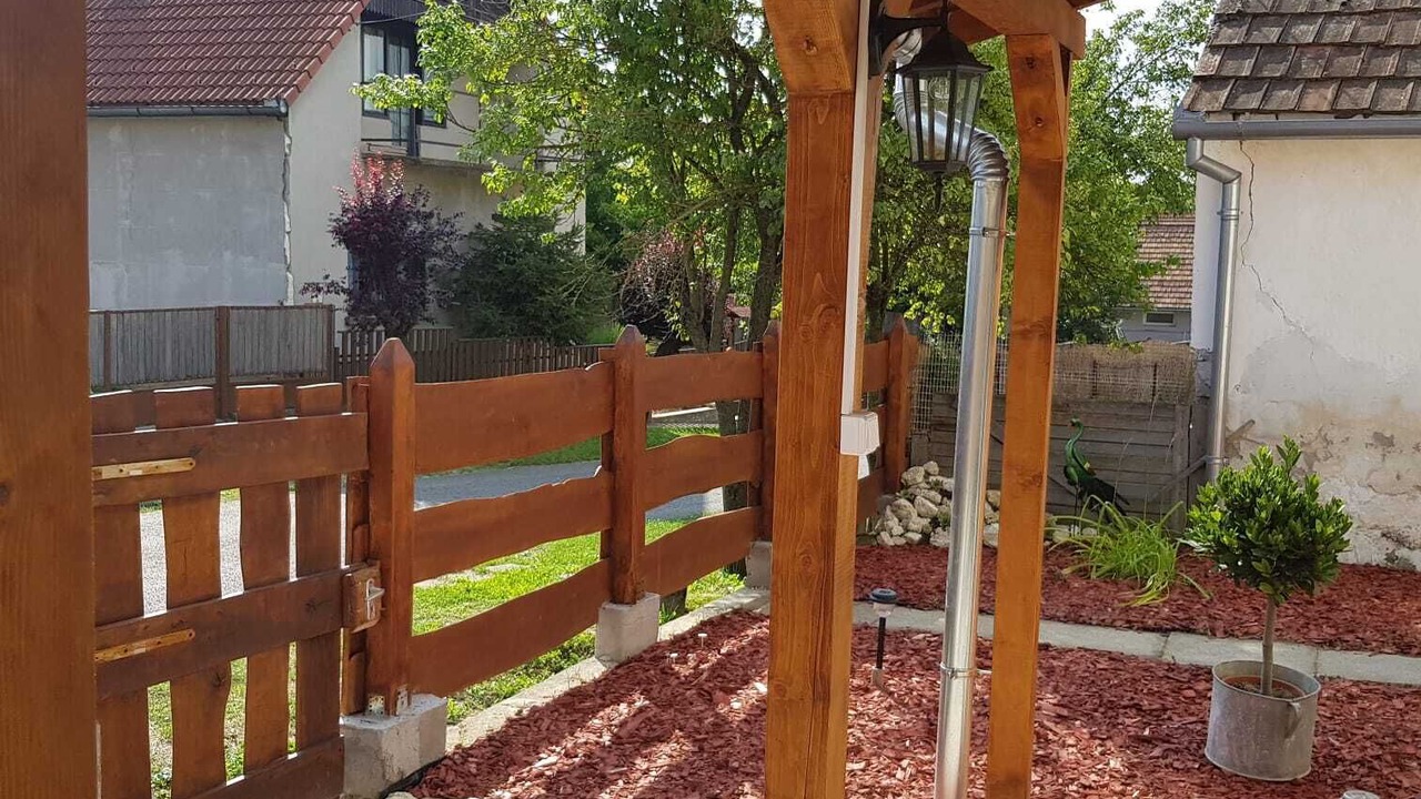Photo of Patio Balcony in Bar