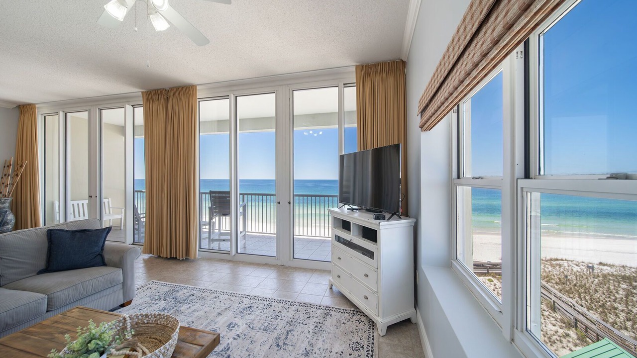 Photo of Livingroom in Fort Walton Beach