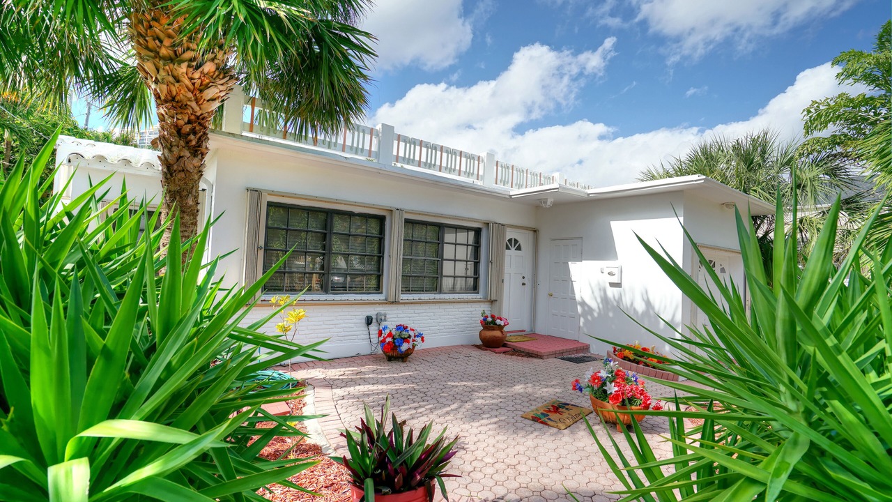 Photo of Outdoor in Lauderdale Beach