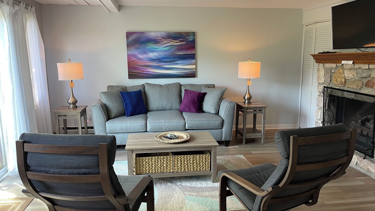 Photo of Livingroom in Seven Devils