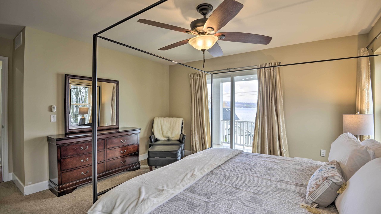 Photo of Bedroom in Rushville