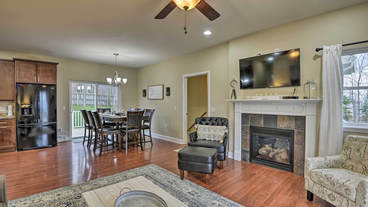Photo of Livingroom in Rushville