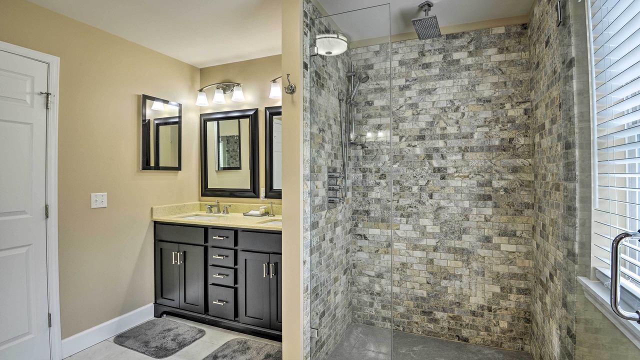 Photo of Bathroom in Rushville