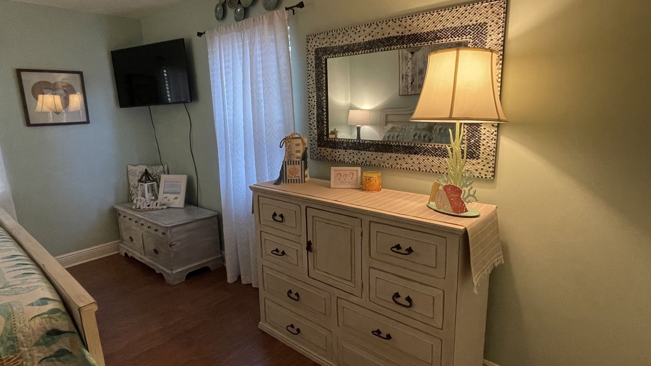 Photo of Bedroom in Foley