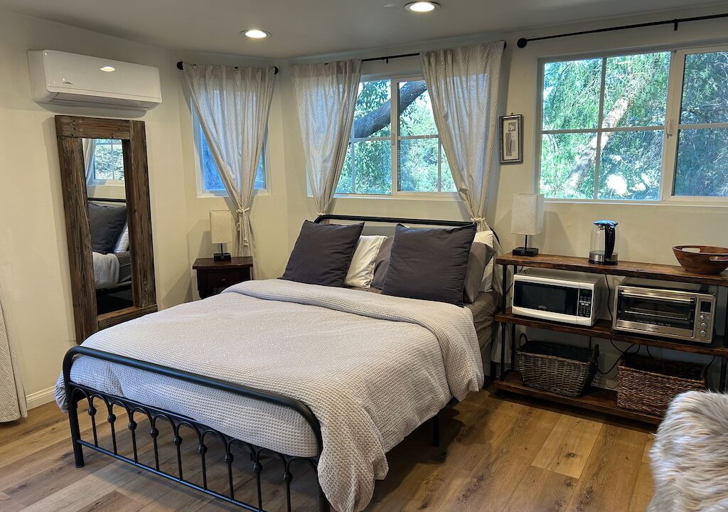 Photo of Bedroom in Thousand Oaks