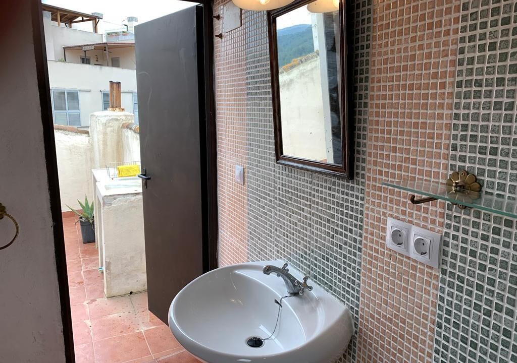 Photo of Bathroom in Duesaigues