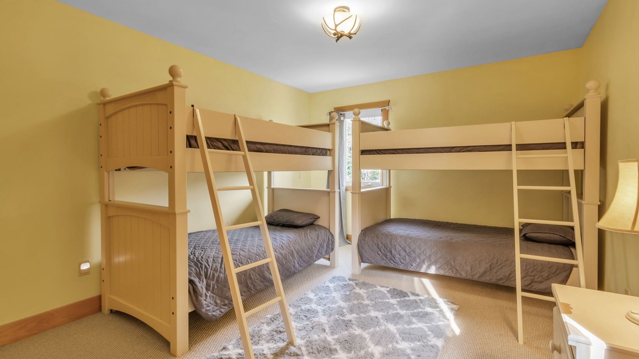 Photo of Bedroom in Great Valley