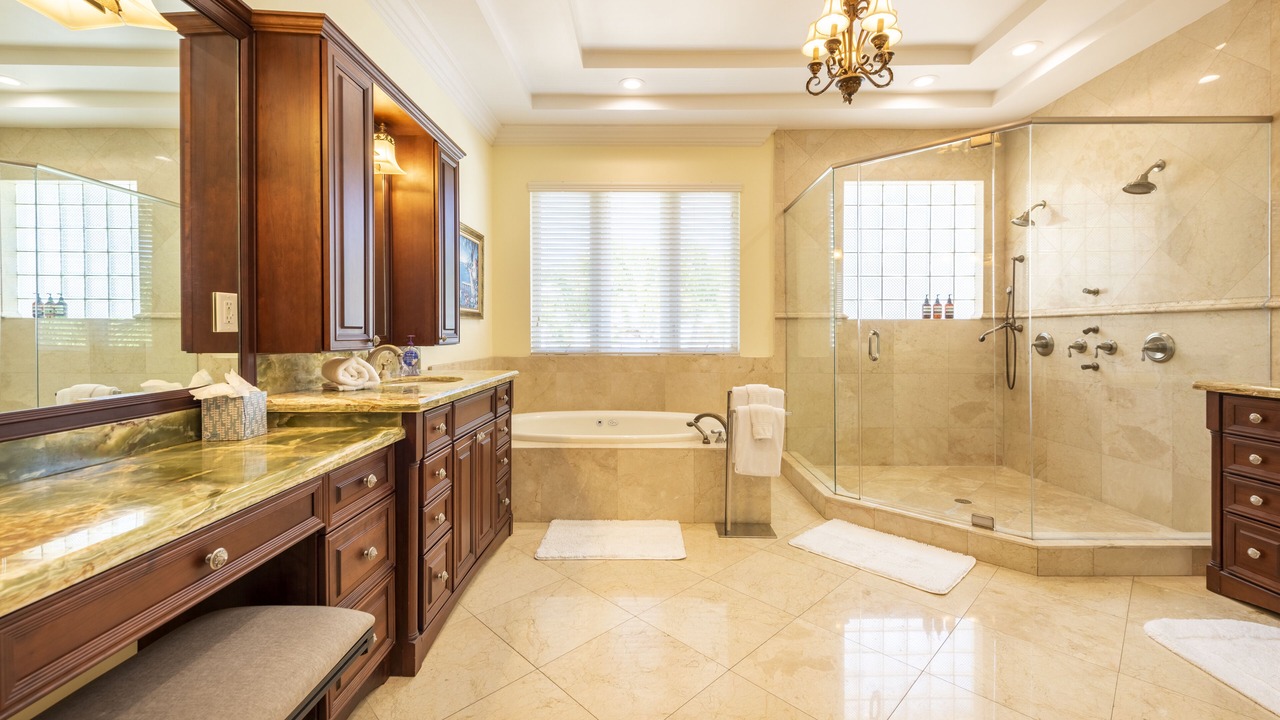 Photo of Bathroom in Birch Park Finger Streets