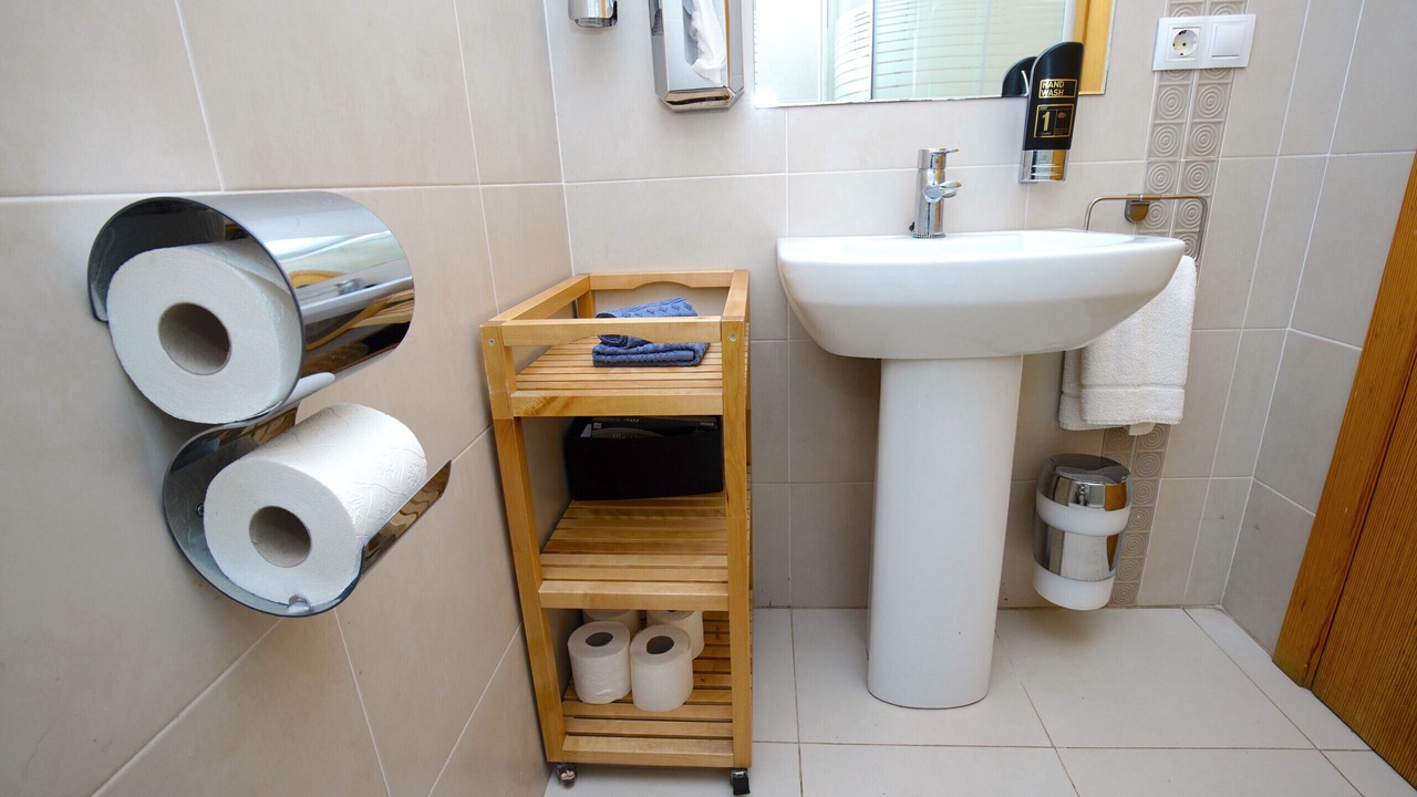 Photo of Bathroom in La Llotja-Born