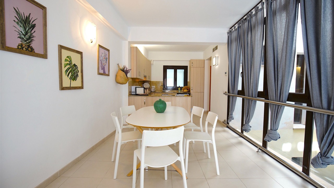 Photo of Livingroom in La Llotja-Born