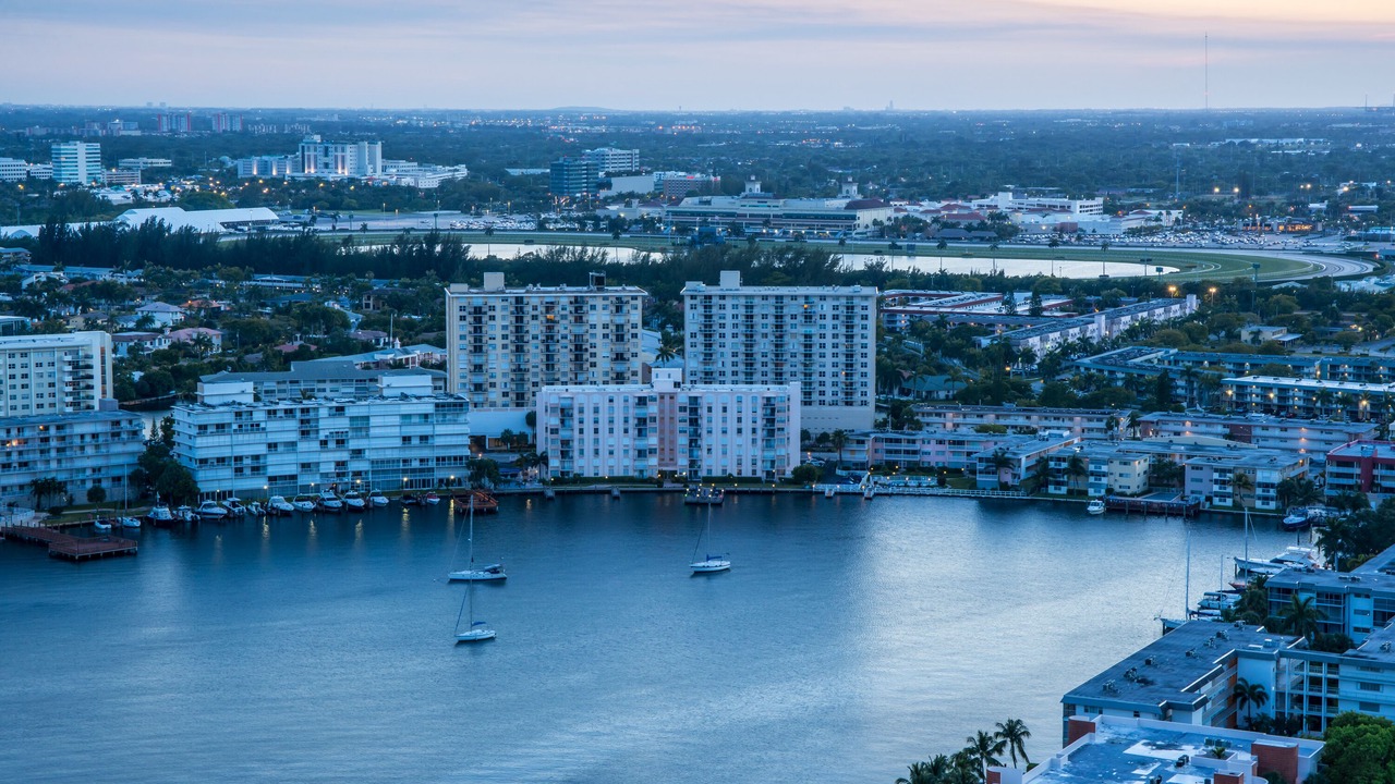 Photo of Outdoor in Hallandale Beach