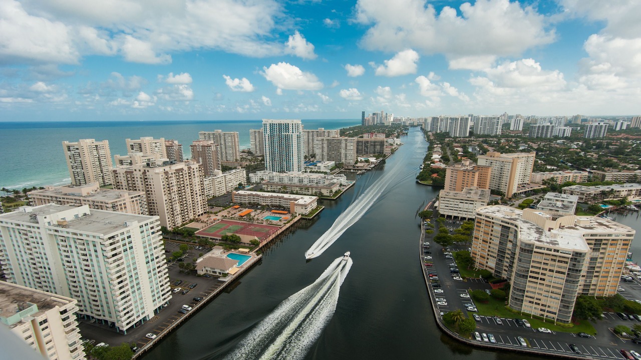 Photo of Outdoor in Hallandale Beach