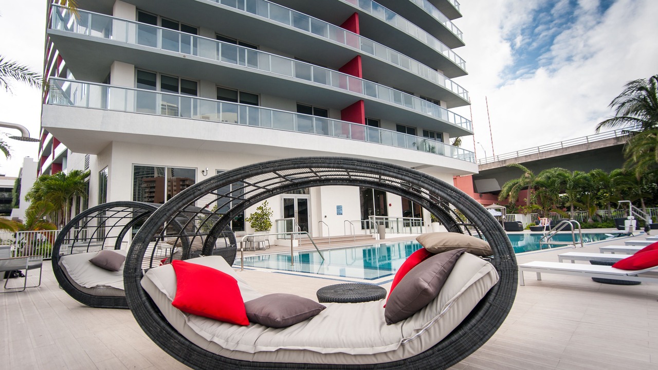 Photo of Outdoor in Hallandale Beach