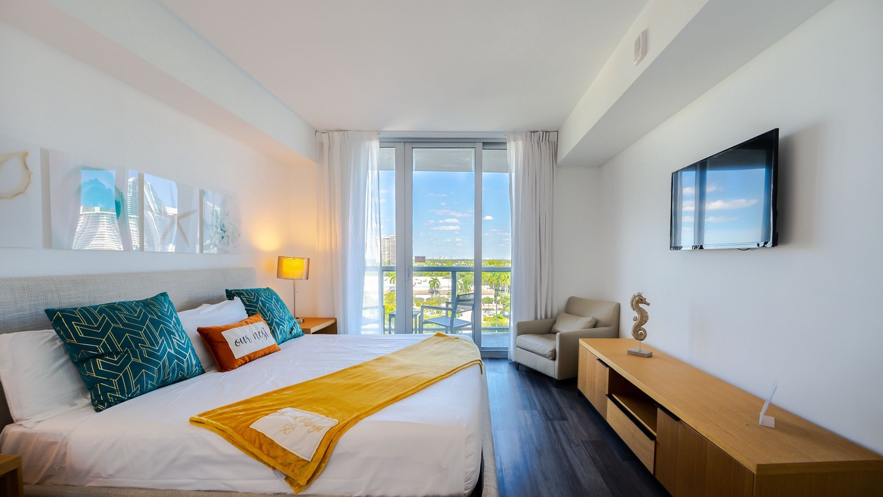 Photo of Bedroom in Hallandale Beach