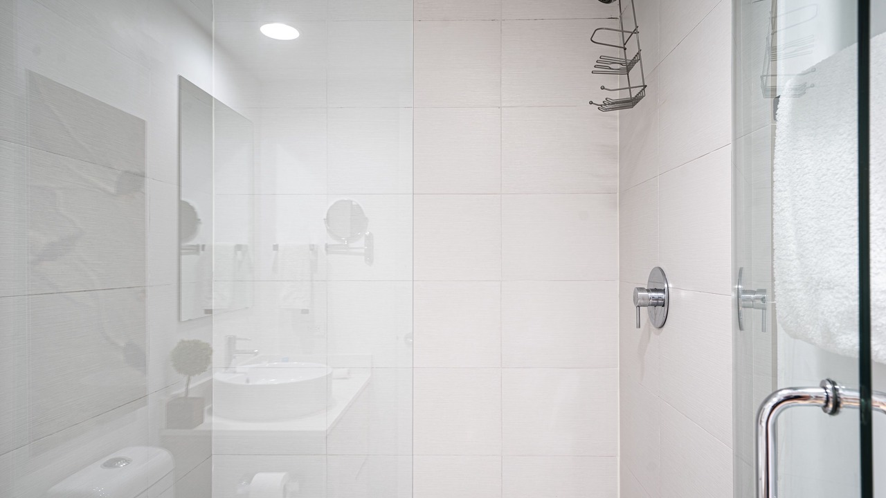 Photo of Bathroom in Hallandale Beach