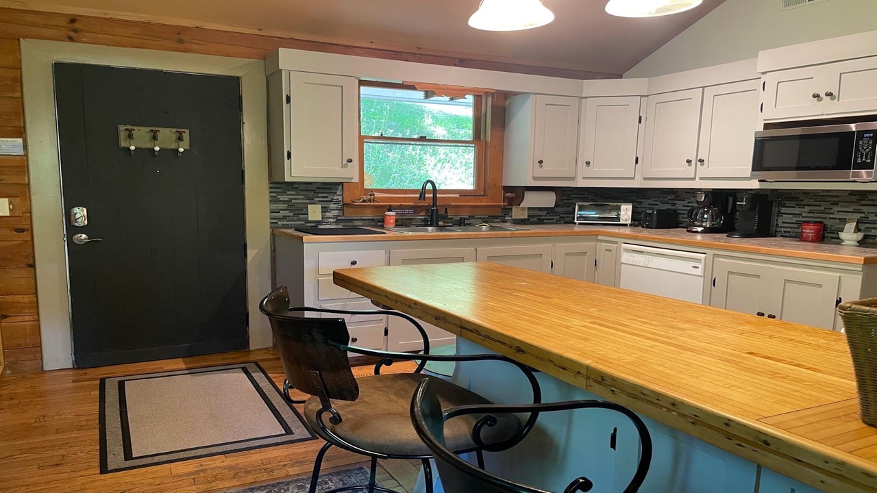 Photo of Kitchen in Maggie Valley