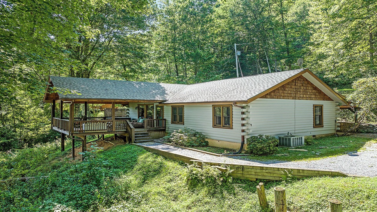Photo of Outdoor in Maggie Valley