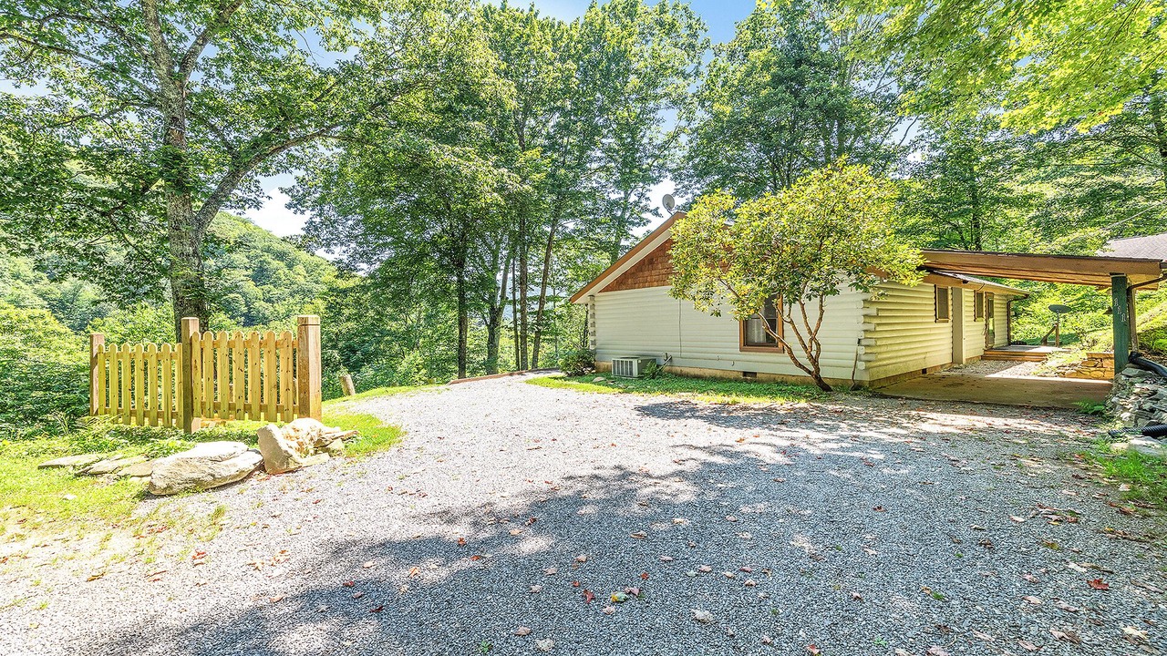 Photo of Outdoor in Maggie Valley