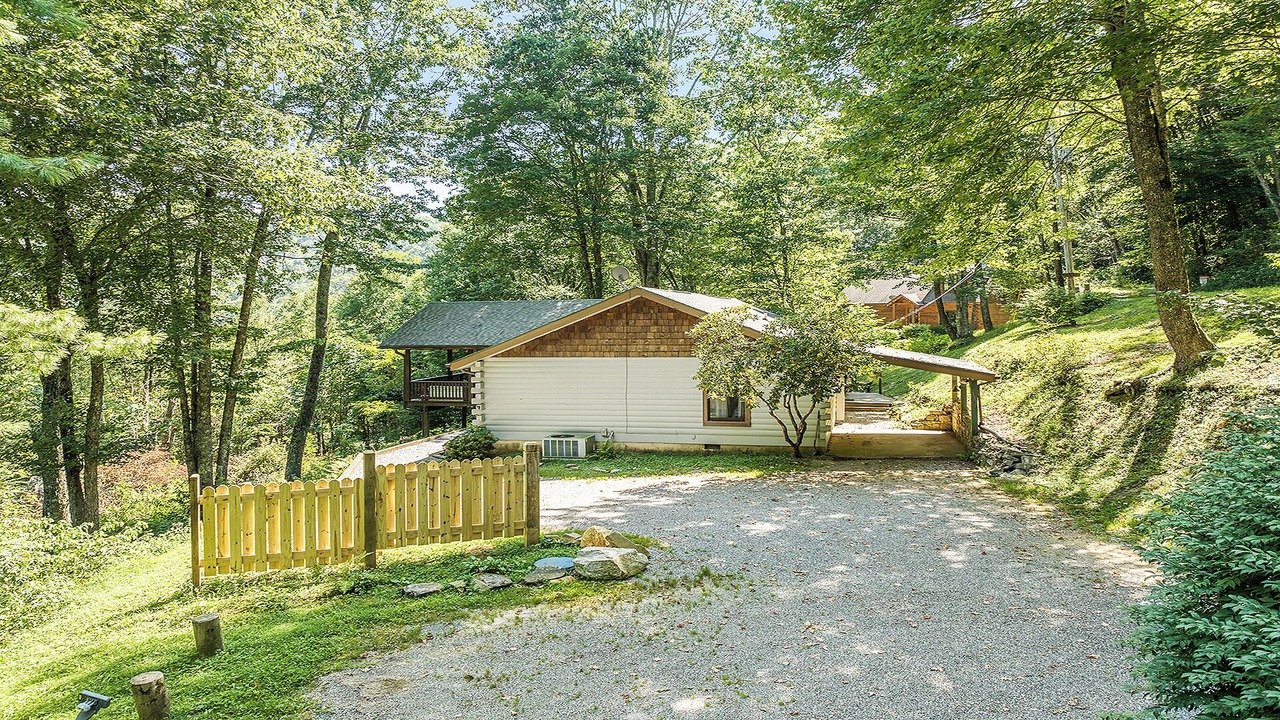 Photo of Outdoor in Maggie Valley