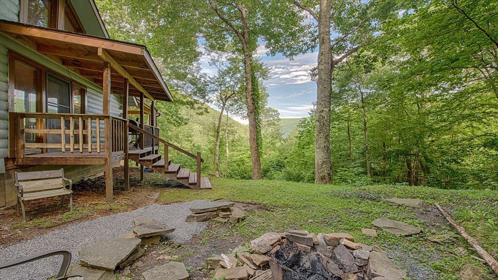 Photo of Patio Balcony in Maggie Valley