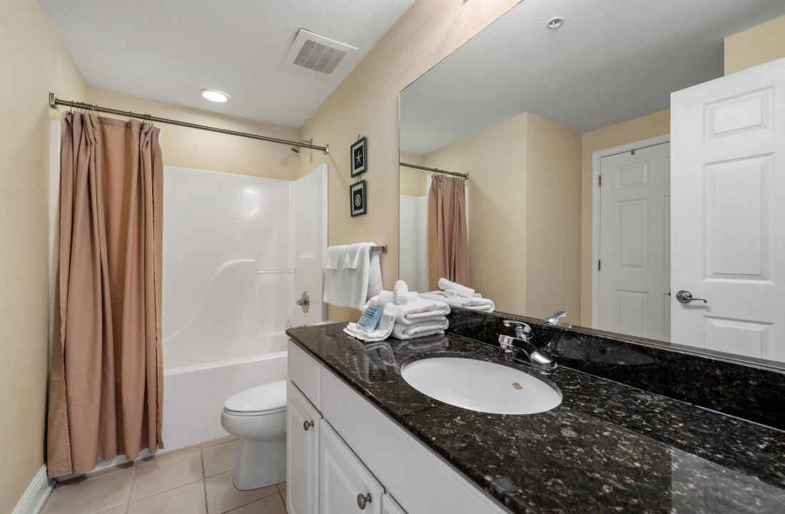 Photo of Bathroom in Gulf Shores