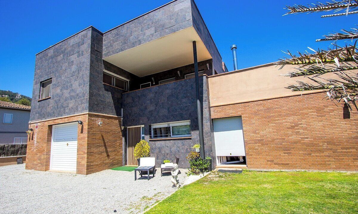 Photo of Outdoor in Can Vinyals