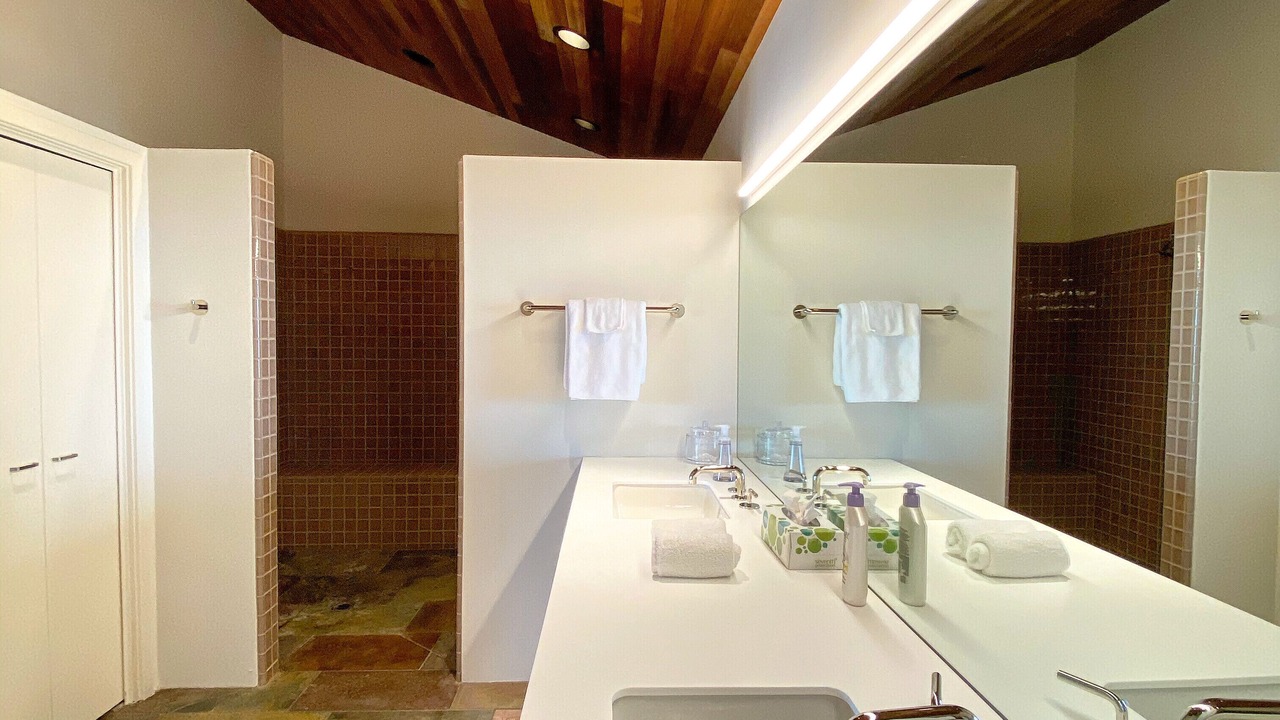 Photo of Bathroom in Sea Ranch