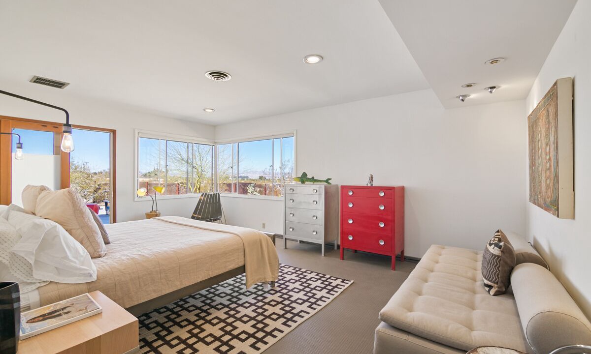Photo of Bedroom in Twentynine Palms