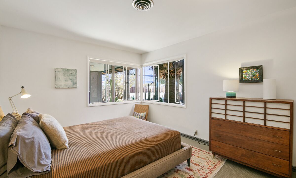 Photo of Bedroom in Twentynine Palms