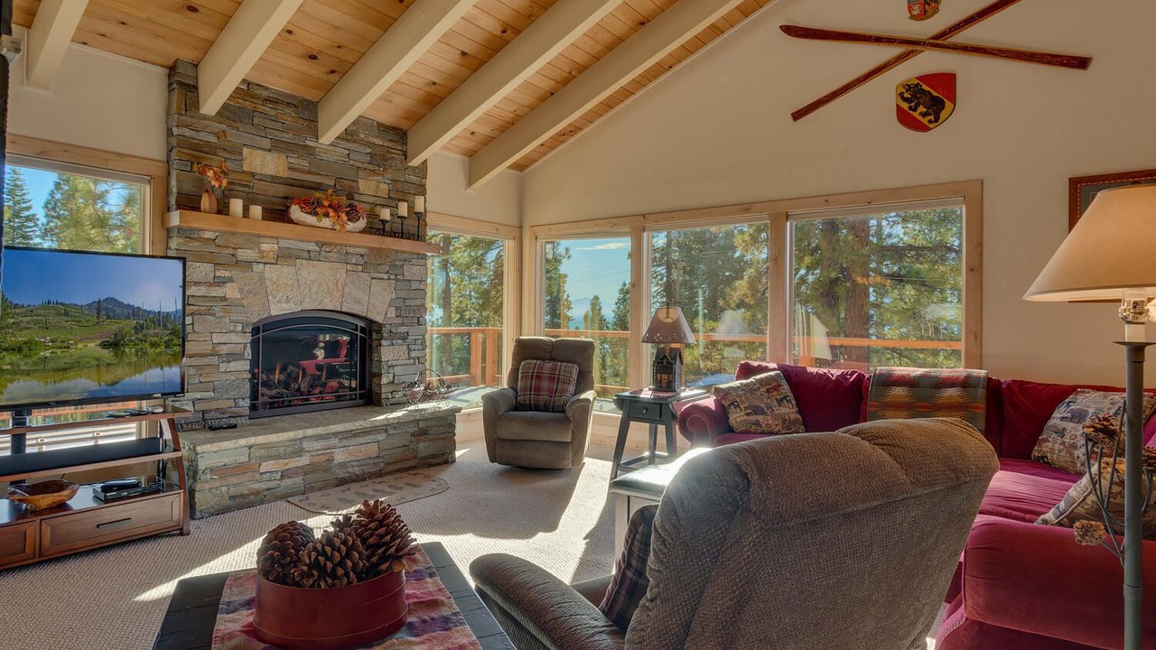 Photo of Livingroom in Lake Forest