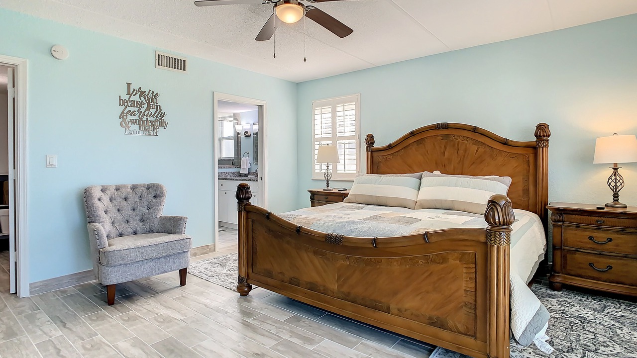 Photo of Bedroom in Belleair Beach