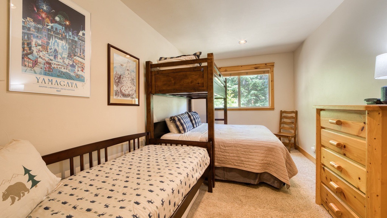 Photo of Bedroom in Tahoe Vista