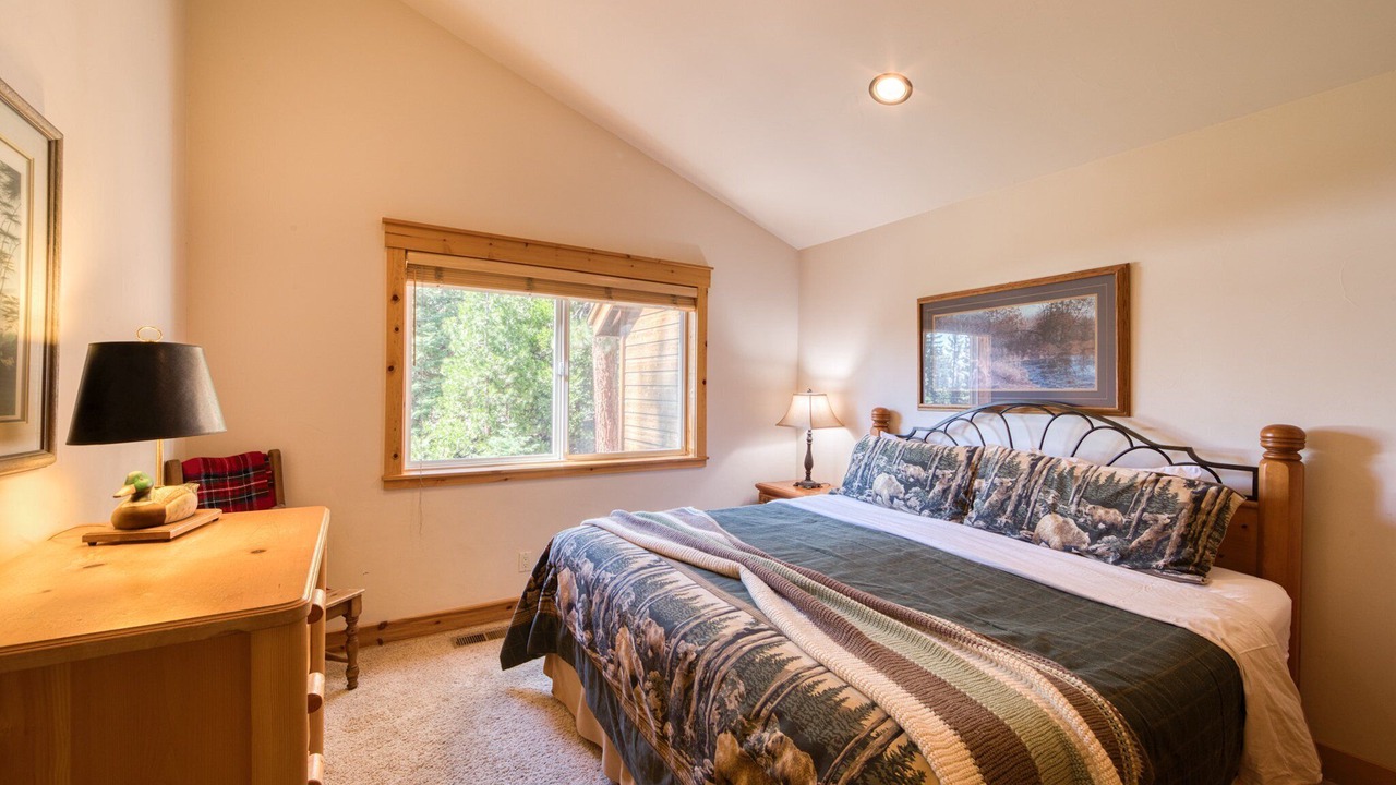 Photo of Bedroom in Tahoe Vista