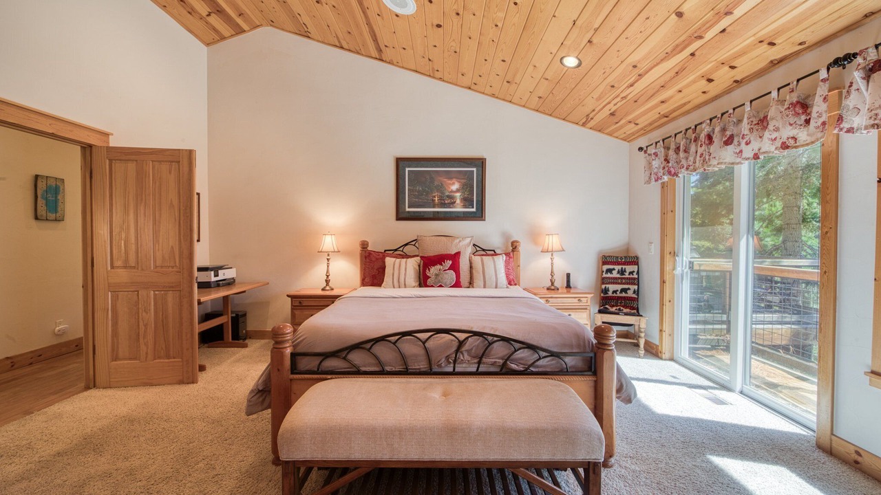 Photo of Bedroom in Tahoe Vista