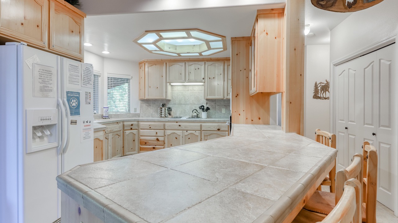 Photo of Kitchen in Shaver Lake