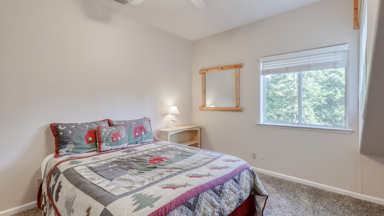 Photo of Bedroom in Shaver Lake
