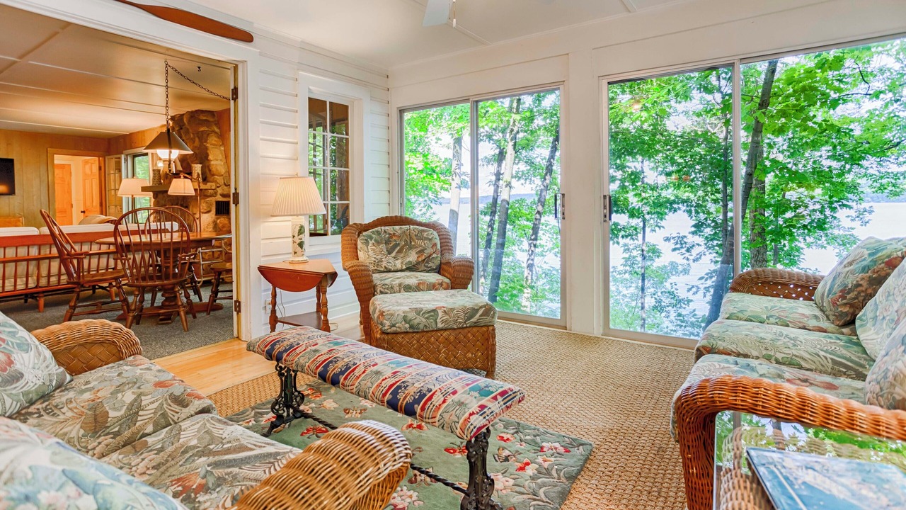 Photo of Livingroom in Canandaigua