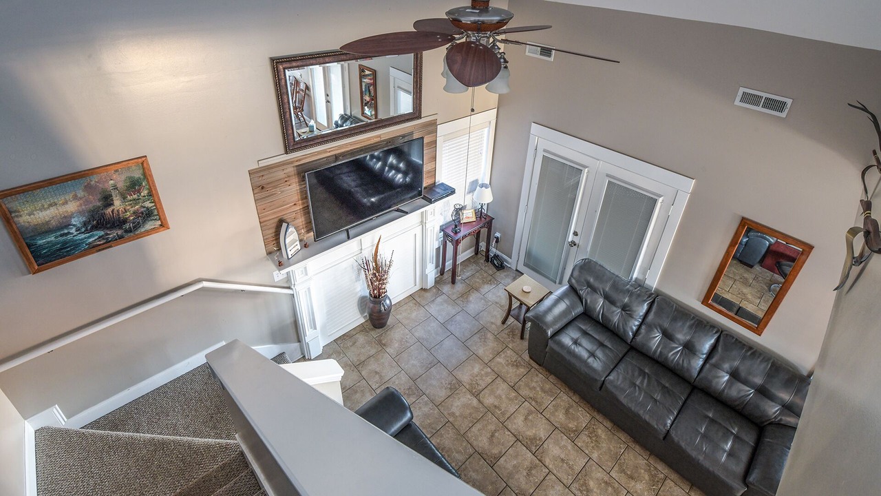 Photo of Bedroom in Groveoak