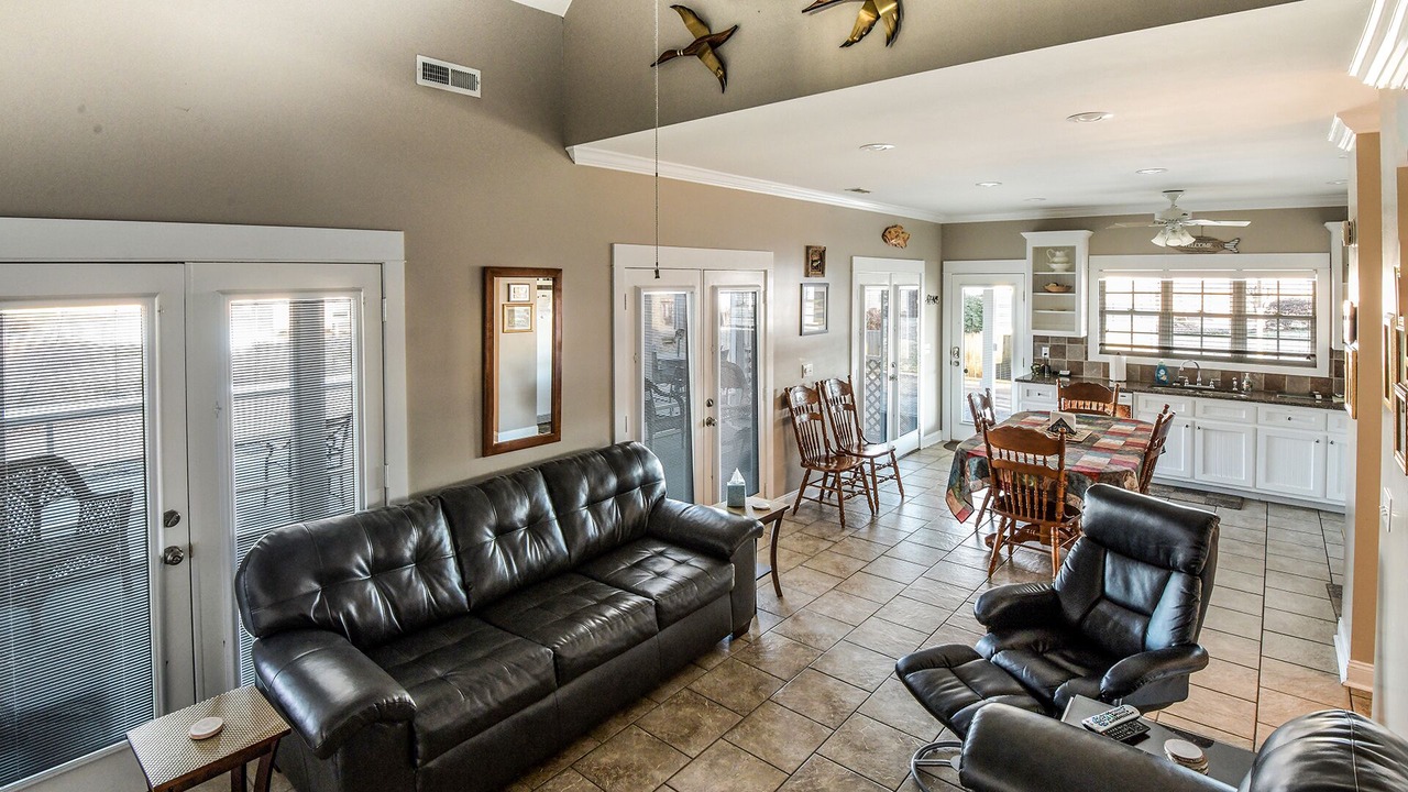 Photo of Bedroom in Groveoak
