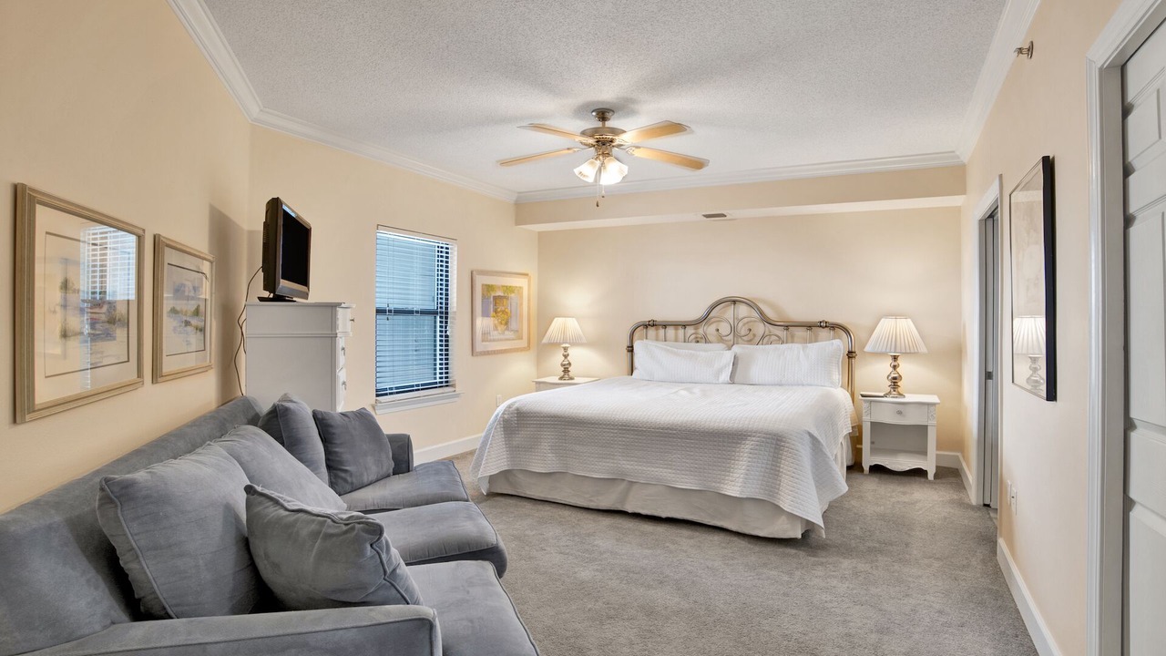 Photo of Bedroom in Orange Beach