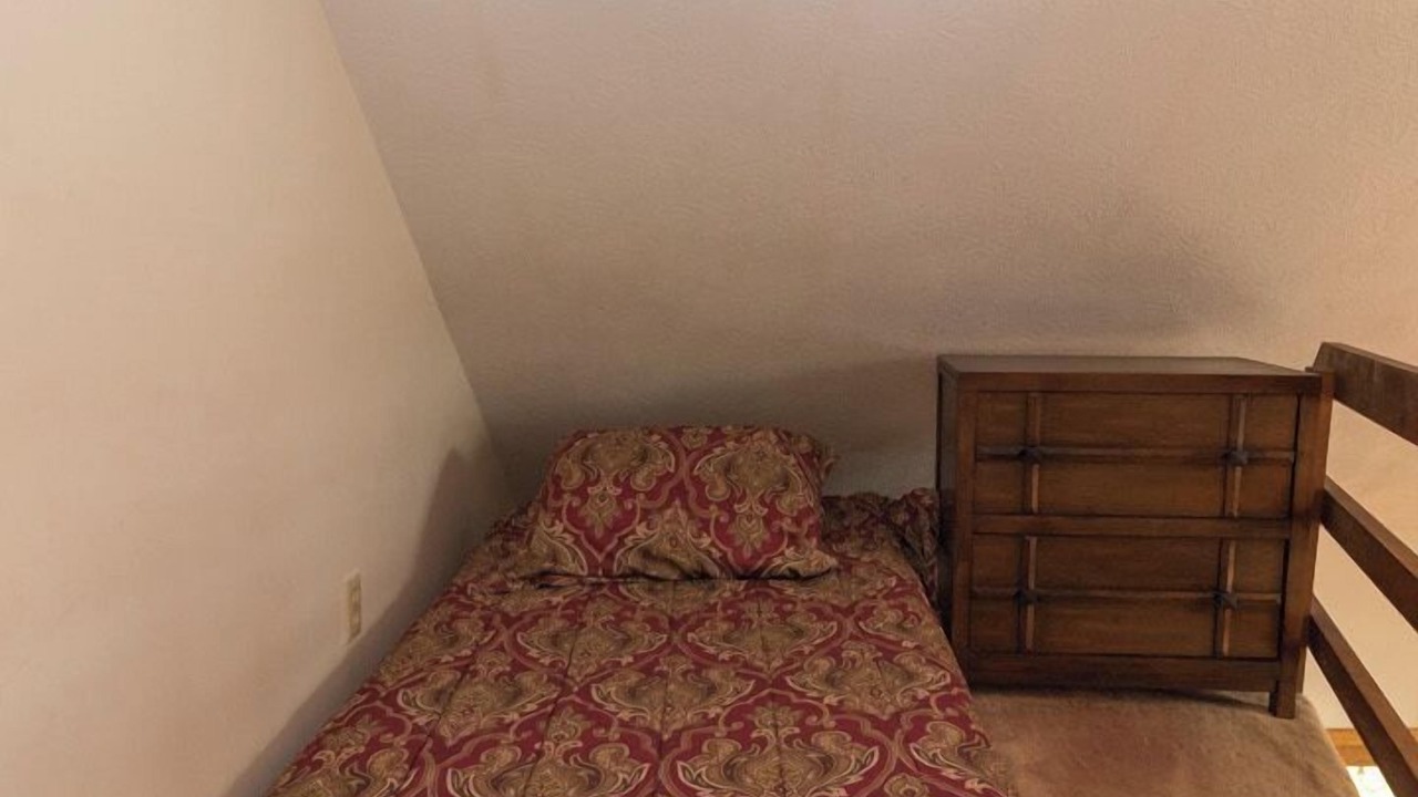 Photo of Bedroom in Valois